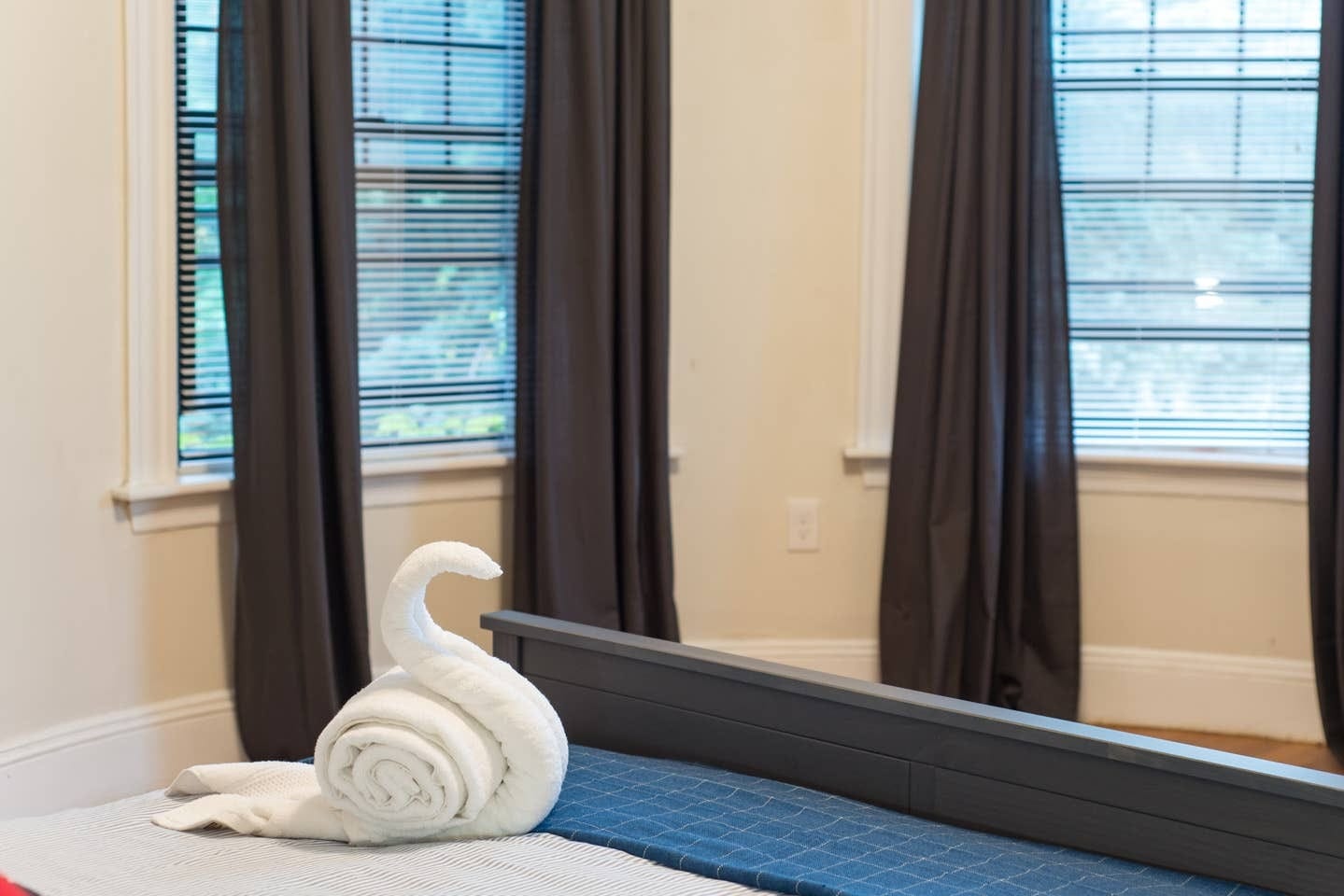 Building Photo - 1249 Beacon St