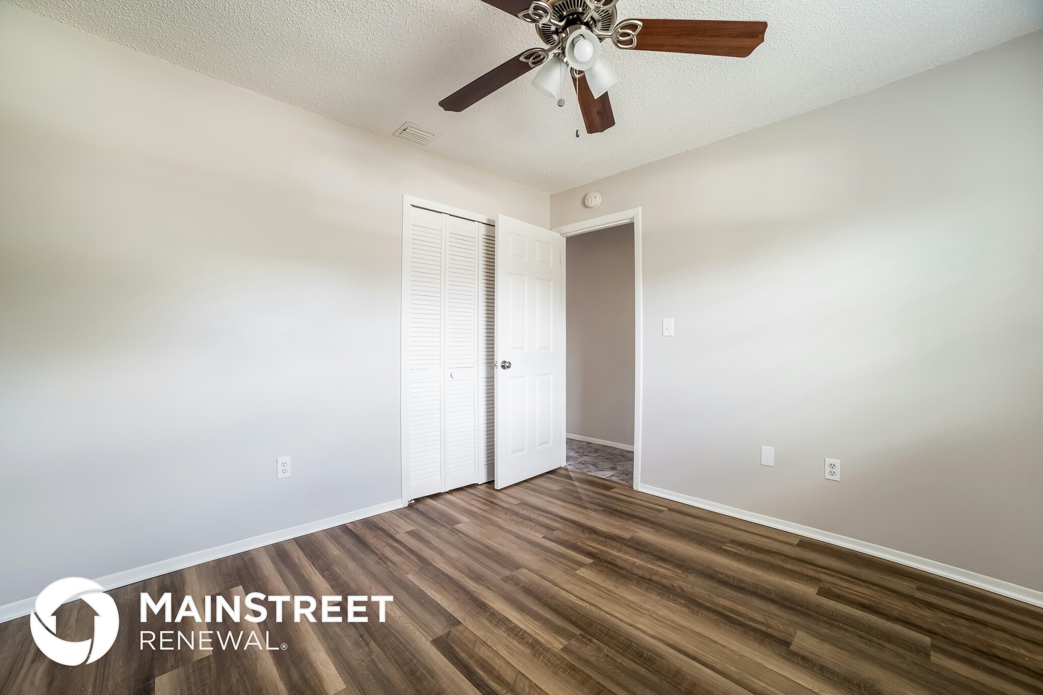 Building Photo - 2285 Kent St NE