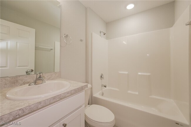 Building Photo - 4016 4th St SW