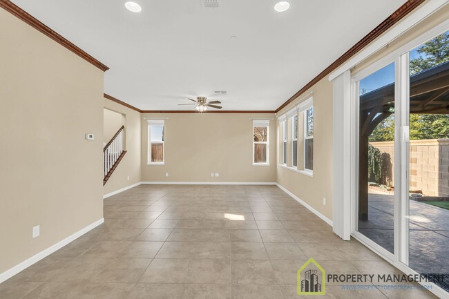 Building Photo - Stunning 3-Bedroom Home in a Gated Community