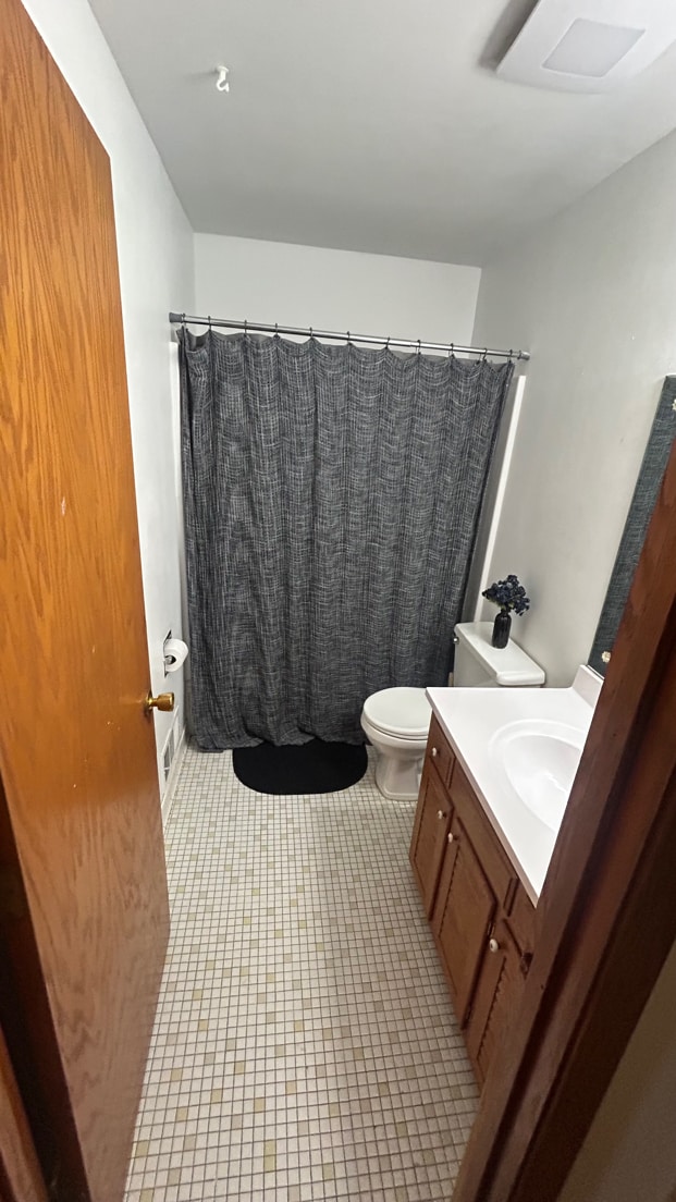 Building Photo - 3640 Oak Ter