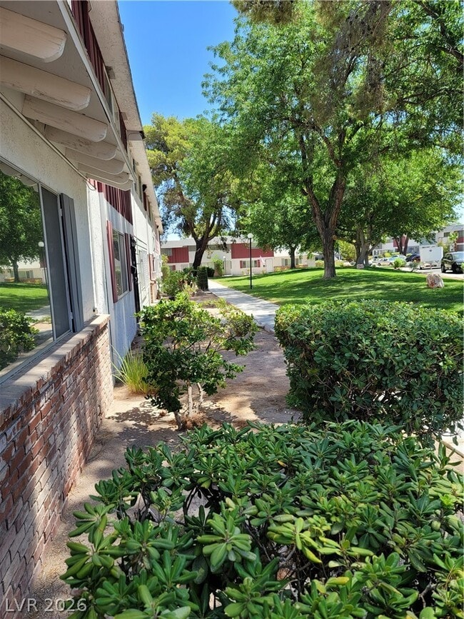 Building Photo - 629 E Pecos Way