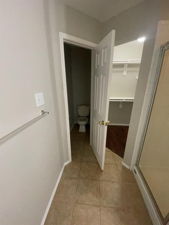Building Photo - 20911 Southvine Ct