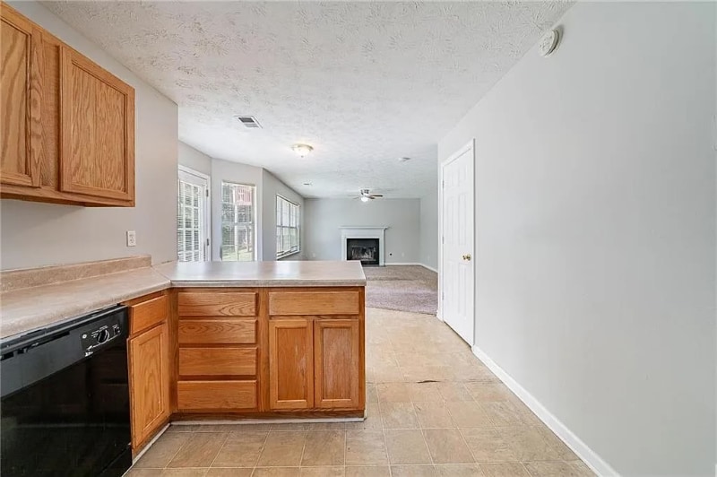 Building Photo - 3283 Sugar Creek Falls Ave SE