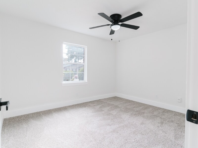 Building Photo - 7117 Chinaberry Rd