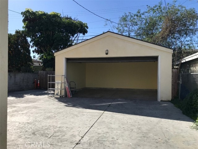 Building Photo - 430 E 83rd St