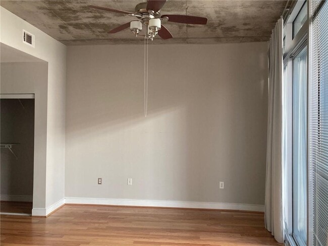 Building Photo - 44 Peachtree Pl NE