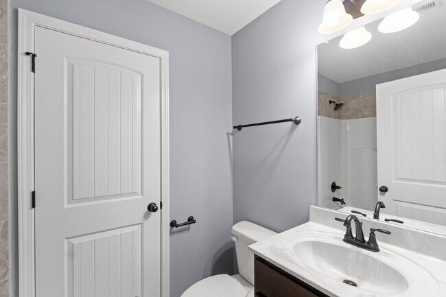 Building Photo - 288 Smithson Ln