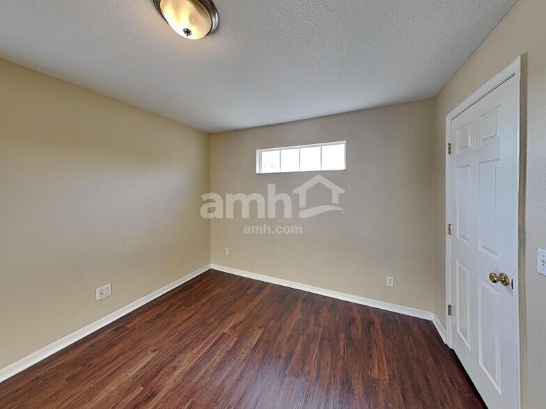 Building Photo - 6101 41st St E