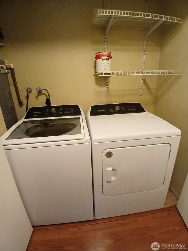 Building Photo - 16817 Larch Way