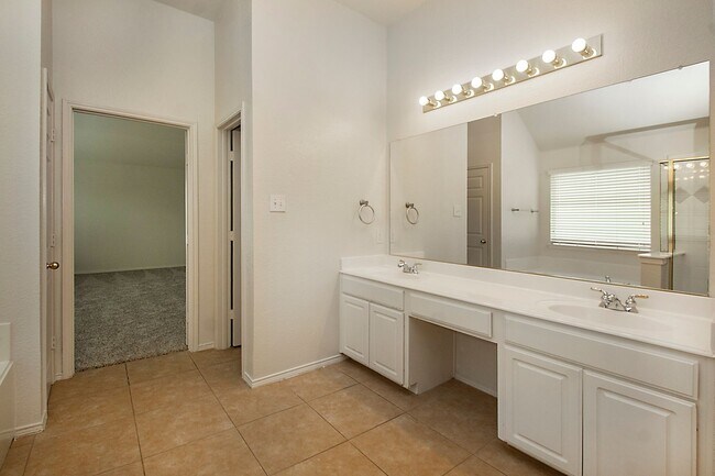 Building Photo - House For Lease/Sale in McKinney