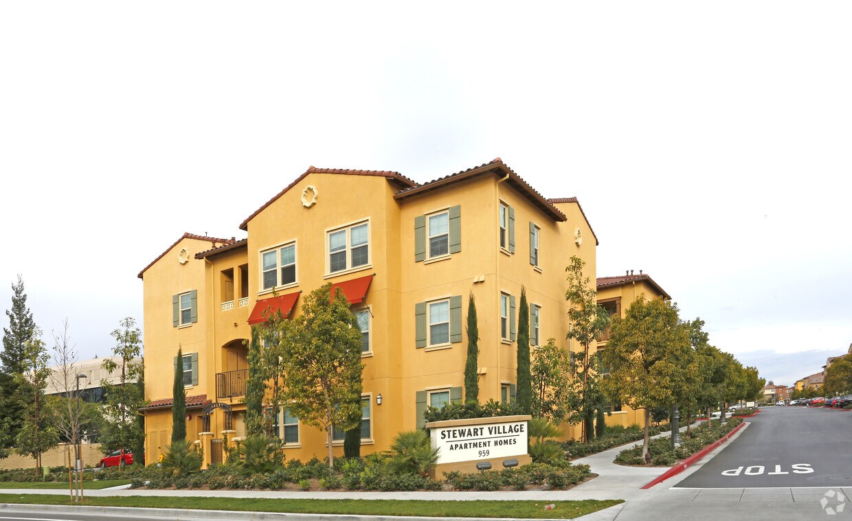 Stewart Village Apartment Homes Sunnyvale
