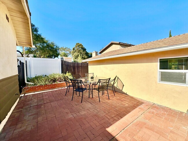Building Photo - Lovely, Newly Renovated, & Fully-Detached Guest Home Unit on Gated and Private Country Property o...