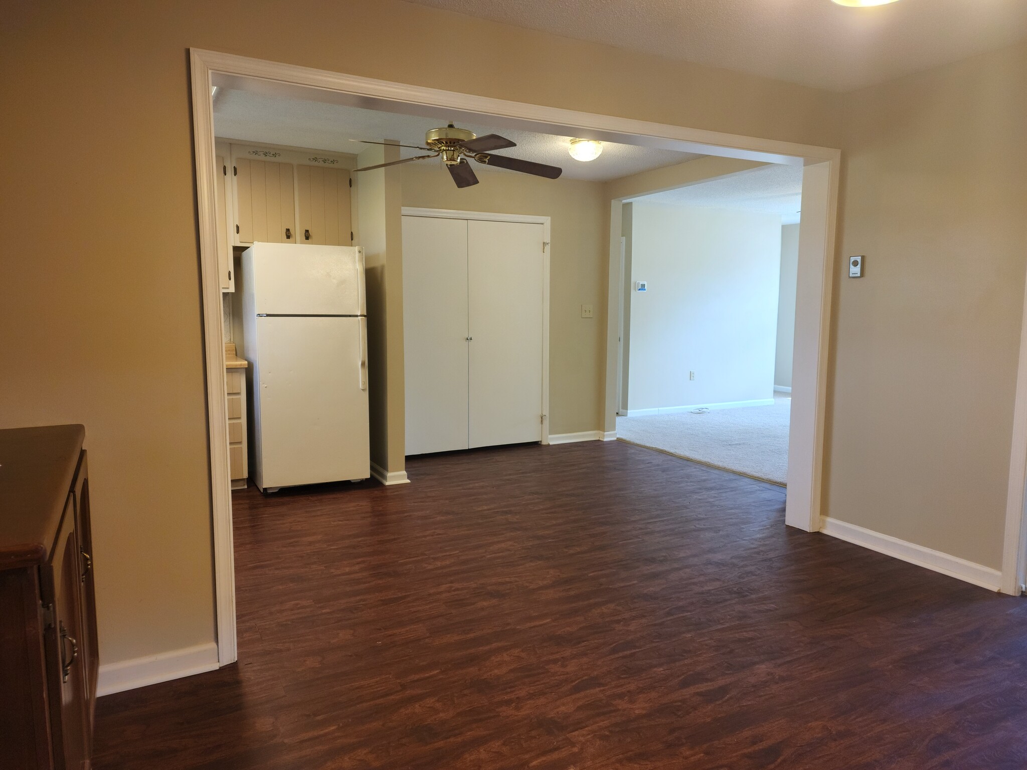Building Photo - 6067 W Donnagail Dr