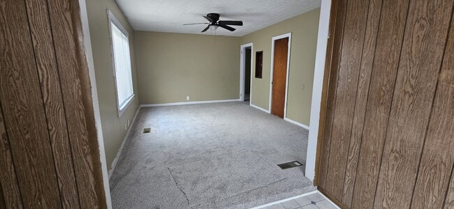 Building Photo - 816 Meridian St