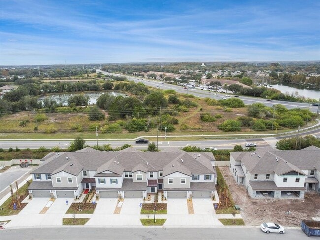 Building Photo - 8221 Cor Pne Wy