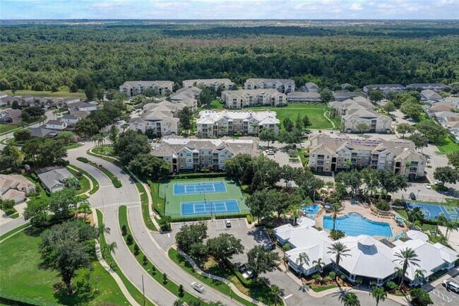 Building Photo - 2300 Butterfly Palm Way