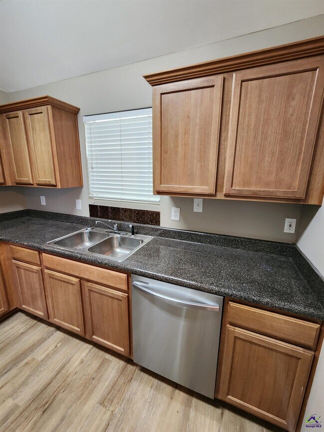 Building Photo - 103 Haven Way