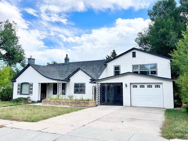 Building Photo - 401 Cheyenne Blvd