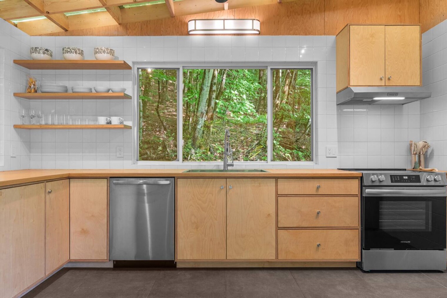 Building Photo - 157 Gobbler's Knob Rd