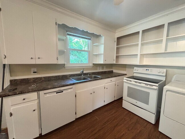Building Photo - Nice home in Arcadia Lakes
