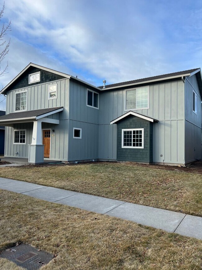 Building Photo - 20642 Songbird Ln