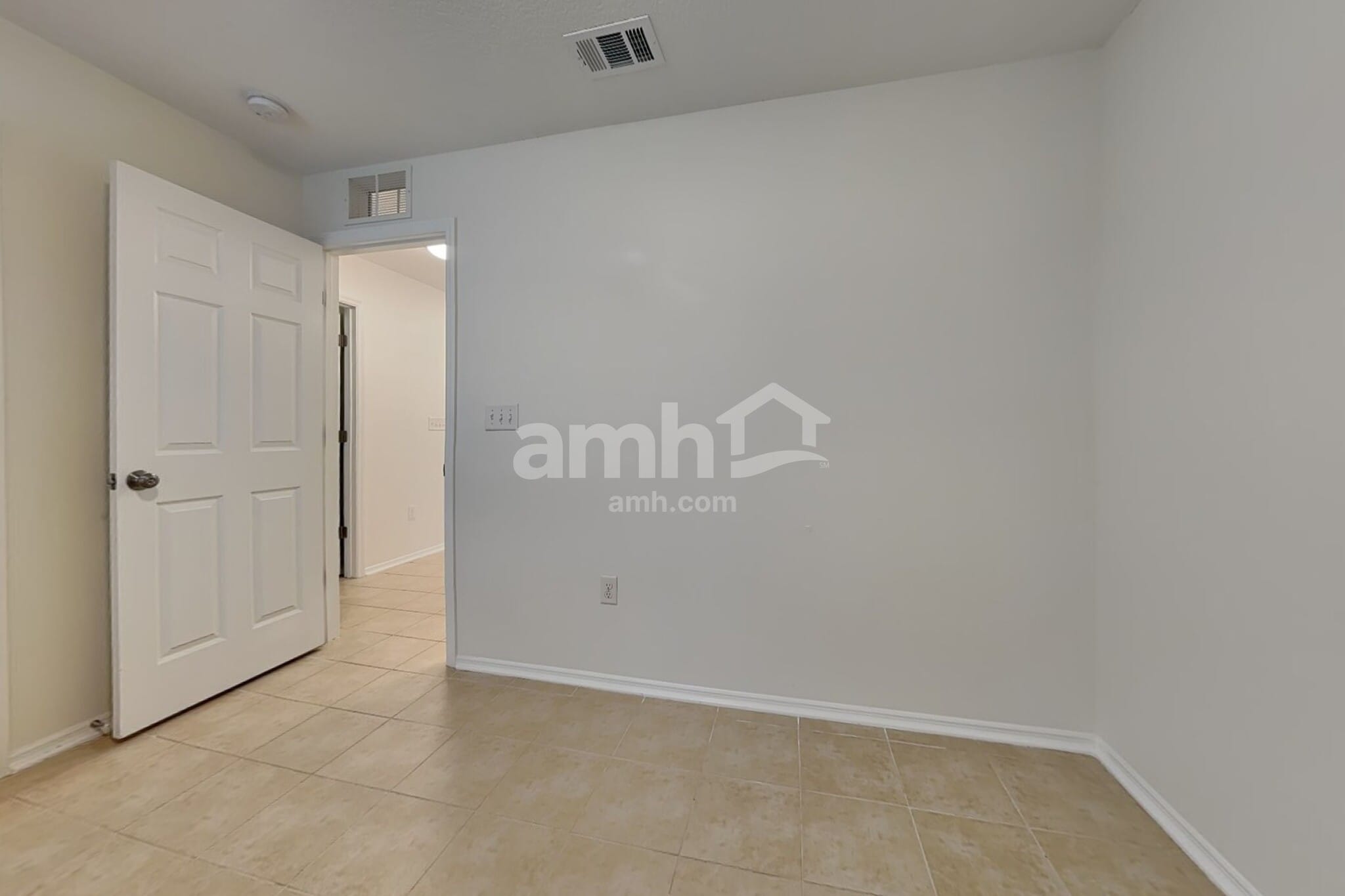 Building Photo - 77088 Cobblestone Dr
