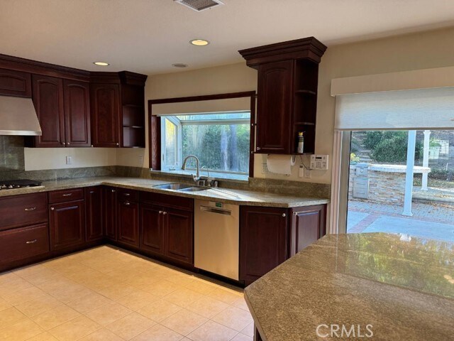 Building Photo - 753 Rushing Creek Pl