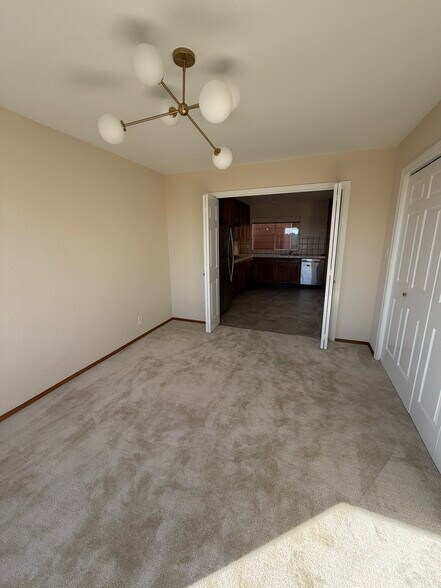 Building Photo - 362 26th Ave