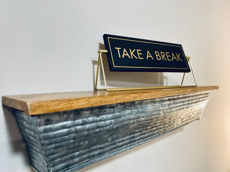 Building Photo - 455 14th St NW