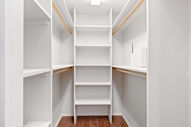 Building Photo - 14029 Volcanic Rock Dr