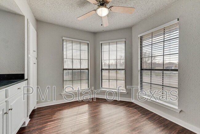 Building Photo - 13214 Fall Mnr