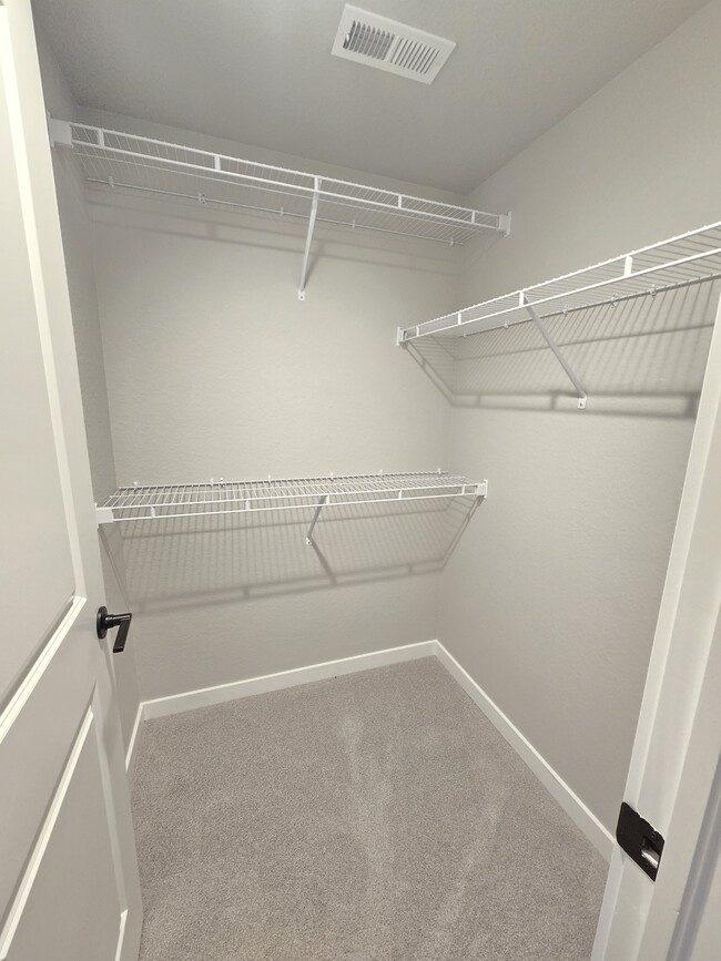 Building Photo - 5446 Mesa Top Dr