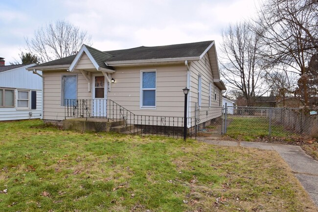 Primary Photo - Cute 3 Bedroom Mishawaka Home for Rent