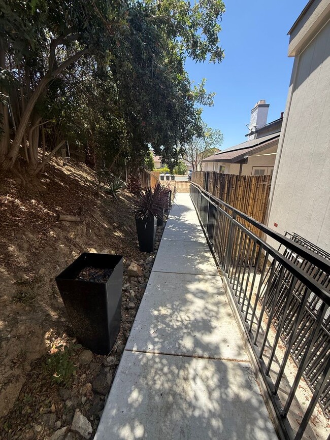 Building Photo - 9274 Palomino Ridge Dr