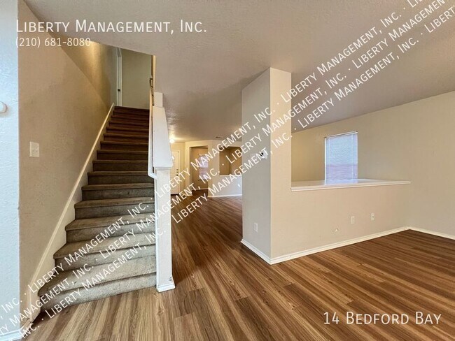 Building Photo - 4 bedroom with a Study