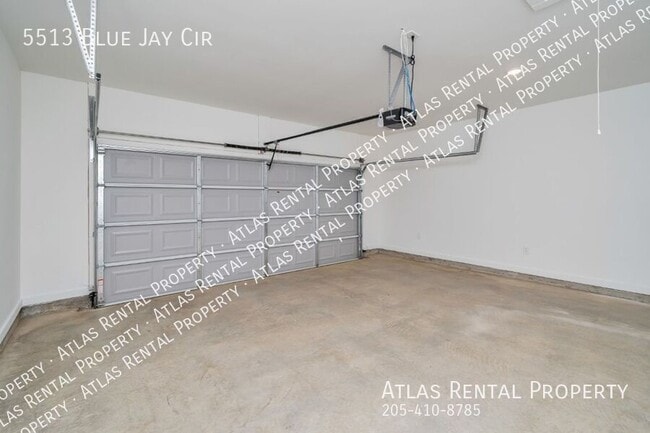 Building Photo - 5513 Blue Jay Cir