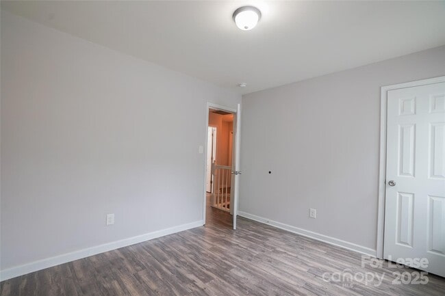 Building Photo - 4907 Morningwood Dr