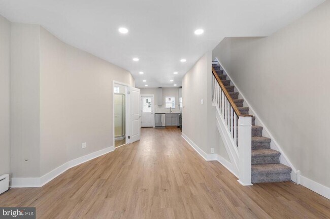 Building Photo - 2946 S 15th St