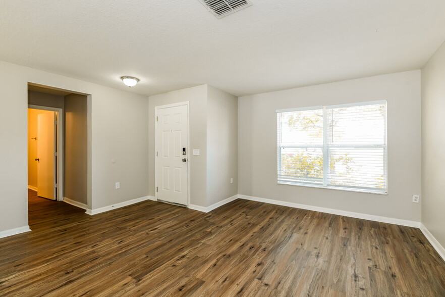 Building Photo - 4650 Ross Lanier Ln