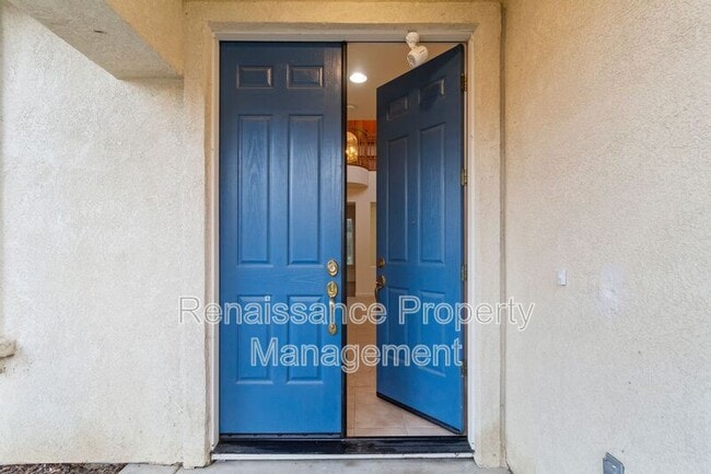 Building Photo - 492 Quail Run Cir