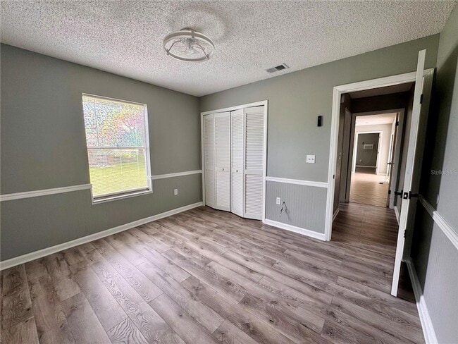 Building Photo - 4125 E Vista Ct