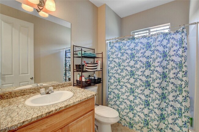 Building Photo - 44 Delighted Ave