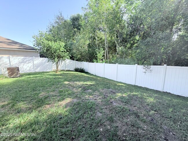 Building Photo - 304 Green Turtle Ln