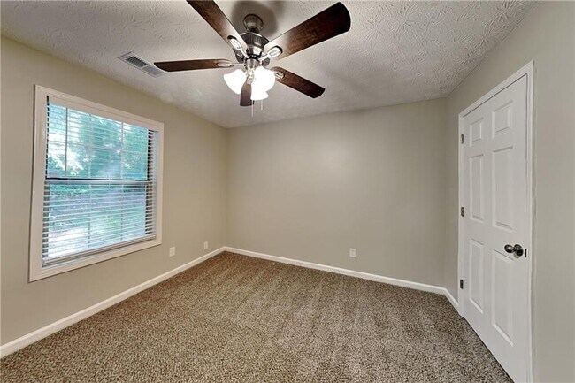 Building Photo - 1254 Parkwood Chase NW