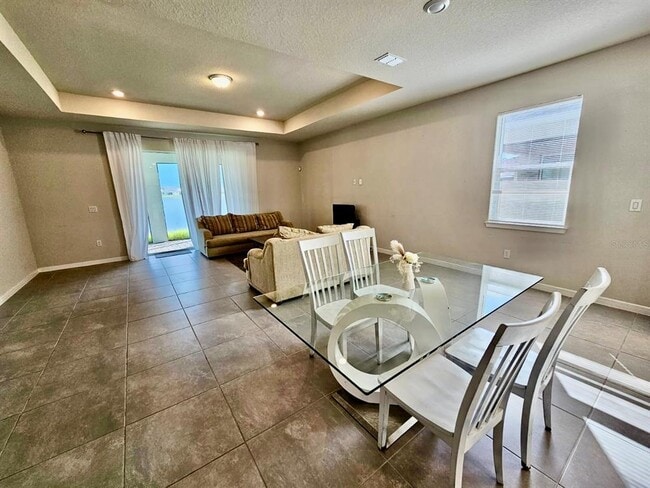 Building Photo - 5066 Sparkling Water Wy