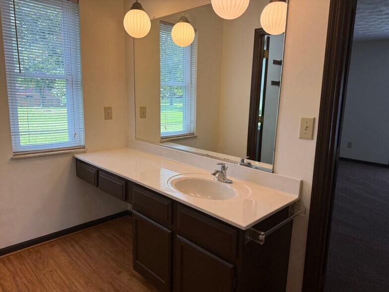Building Photo - 3661 Riva Ridge Dr