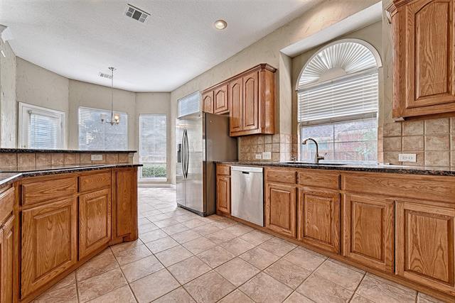 Building Photo - 1411 Salado Dr