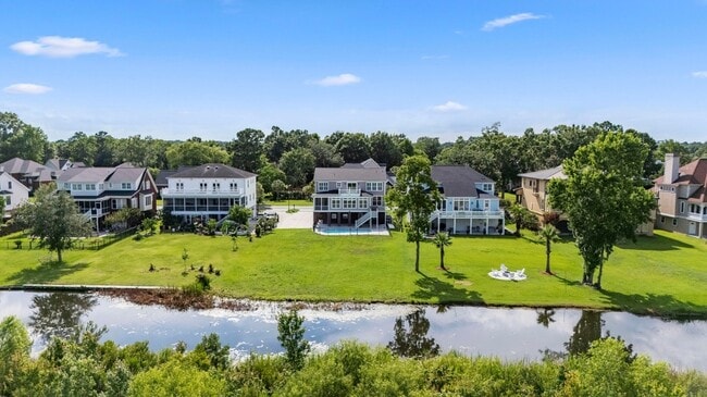 Building Photo - 1733 Indigo Island Dr