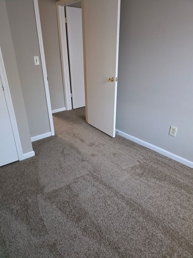 Building Photo - 3BR Townhome in Riverside Neighborhood of Belcamp!